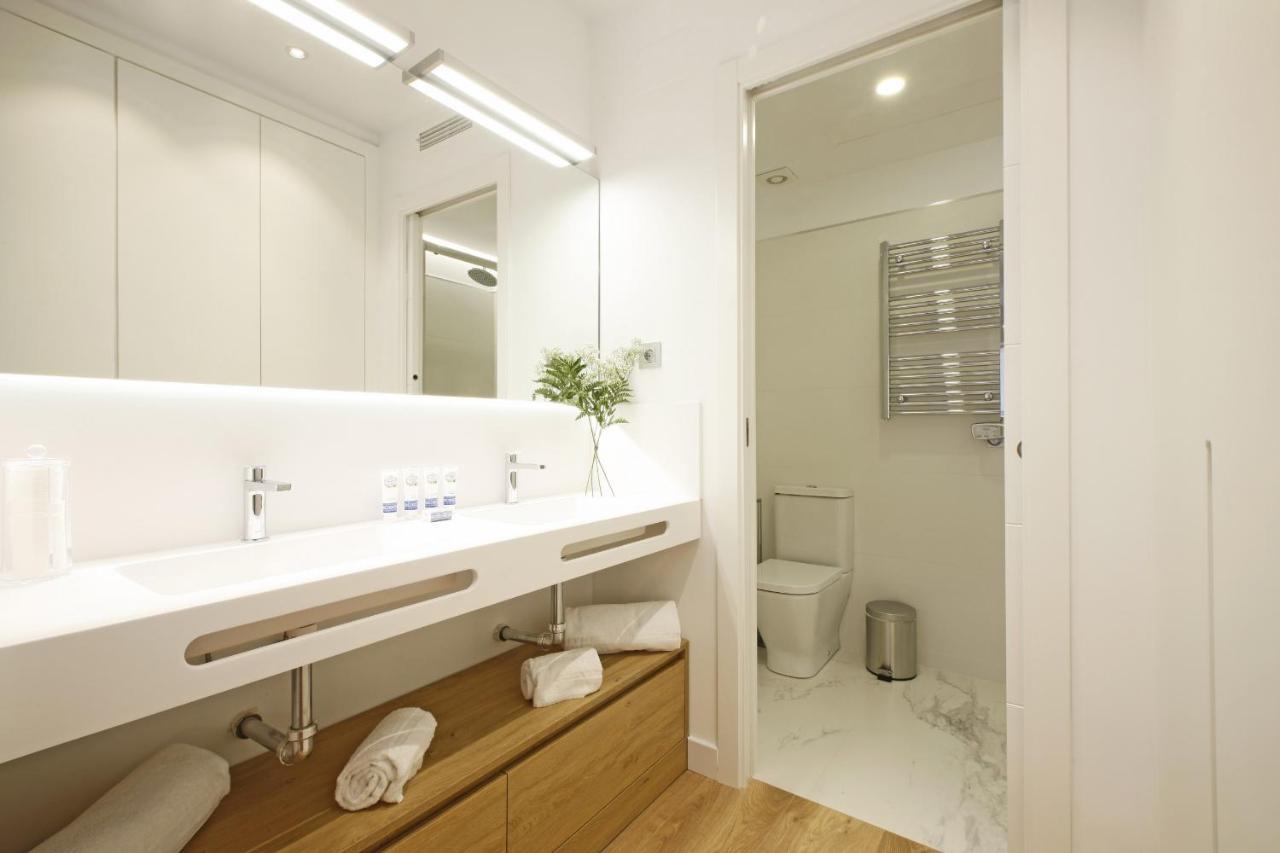 Gran Via Suites Madrid Exterior photo